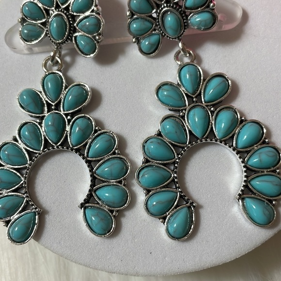 8 Other Reasons Cow Girl Statement Earrings - Picture 10 of 14